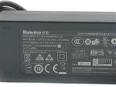Huntkey HKA03619021-8C Adaptador de CA 19V 2.1A, 0.217x0.098 in53828661 - Img main-image