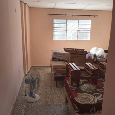 Se vende casa. Solo interesados, oímos propuestas. - Img 121869657