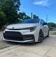 Vendo o negoceo toyota corolla xse full límite del 2021 importado el único en cuba - Img 46693280