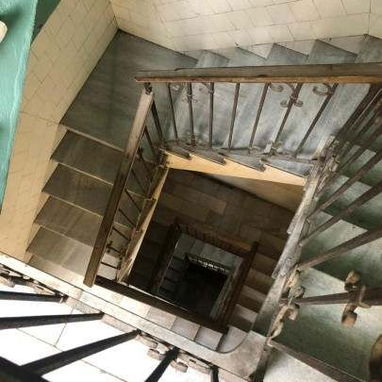 76-🏡*SE VENDE APTO DE ARQUITECTURA COLONIAL CAPITALISTA [PUNTAL ALTO ] EN CENTRO HABANA EN UN 2DO PISO*  🔎*PTO. D'REFE - Img 121570190