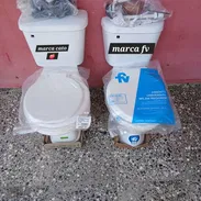 Venta de juegos de tasa tanque con sus herrajes y tapa sanitaria marca fv y Cato. - Img 57835388