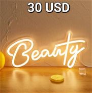 Cartel lumínico LUZ led dorada amarilla Beauty ideal para lashista,  manicuri uñas pestañas salón de belleza o decoració - Img 46137719