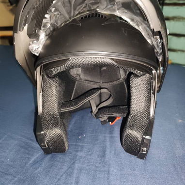 Casco certificado abatible - Img 123350574