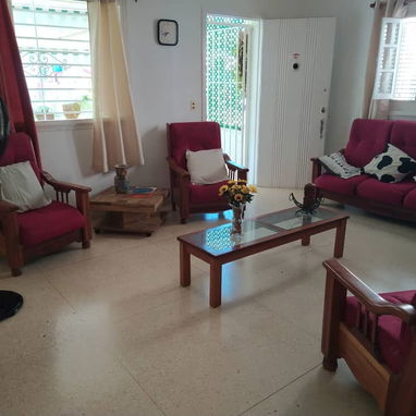 Se vende casa de renta en función - Img 121651832