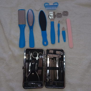 🧰 *Set de manicura y pedicura multifuncional* 💰 *Precio: $12* - Img 118582105