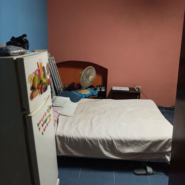 Vendo apto en el Vedado plata baja - Img 125519793
