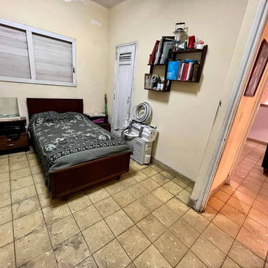 Apartamento en Santos Suárez ( no tiene respaldo energético y se va la corriente) - 3/10