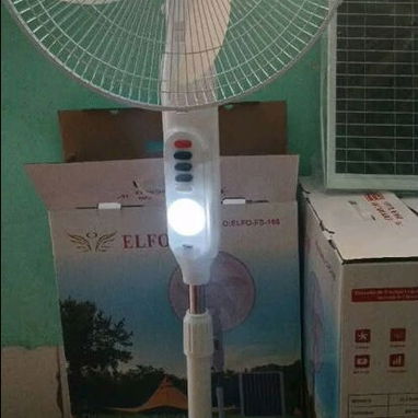 Ventilador Elfo 16" pedestal + Panel Solar | $130 USD con Envío Gratis | Garantía y Factura - 2/2