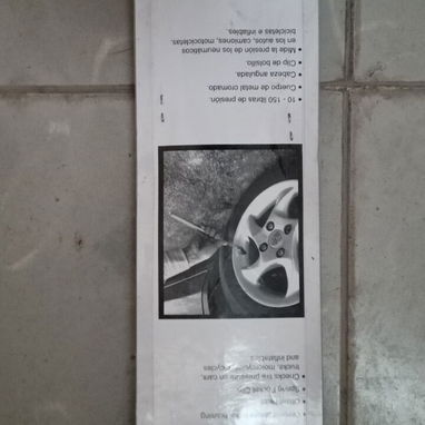 Medidor de aire dual para gomas o neumáticos. Nuevo en su estuche - Img 122499992