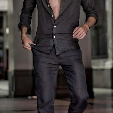 Conjunto de Lino  Camisas , Short, Pantalones , Perfumes,  Sandalias, ropa casual para hombre .Moda italiana 52465450 - Img 102538055