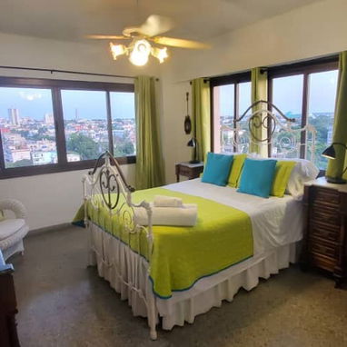 RENTA DE LUJO CERCA DEL MALECÓN HABANERO,  VISTAS AL MAR , DOS HABITACIONES,  ♥️ +53 52463651 POR WHATSAPP, F - Img 108995530