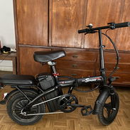 SE VENDE BICI ELÉCTRICA PLEGABLE (48V) - IDEAL PARA RESOLVER - Img 56889455