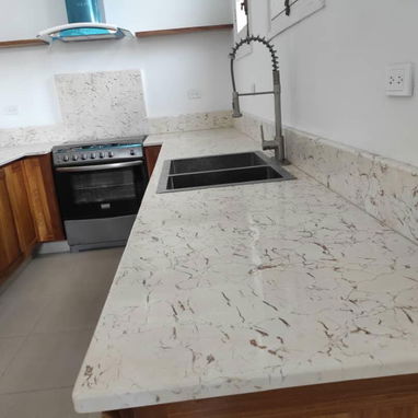 🏡¡EN VENTA HERMOSA CASA EN 2DO PISO EN EL VEDADO! - Img 127638796