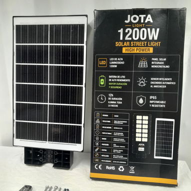 LAMPARAS Y REFLECTORES SOLARES - 2/5