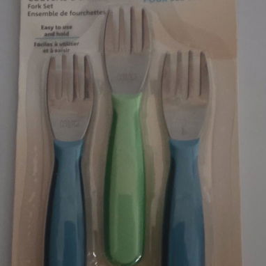 Biberones y teteras y juego de cubiertos para su bebé, marca NUK - 2/6