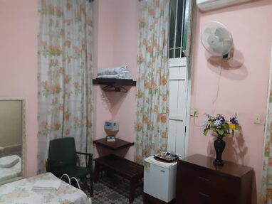 ♥️ Renta casa en La Habana Vieja de 3 habitaciones,3 baños,agua fría y caliente,nevera - Img 57507947