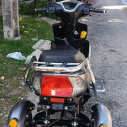 Moto rally de 3 ruedas batería 72x35 haciendo todos sus km - Img 55645008