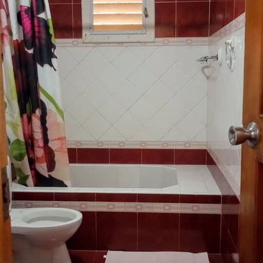 Renta de casa con piscina en Guanabo cerca de la playa. Alquiler de casa en la playa con piscina en Guanabo - 4/8
