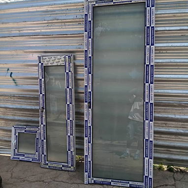Marqueteria de aluminio y vidrio - 2/3