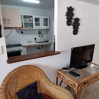 RENTA LINEAL EN VEDADO - Img 120248955