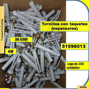 (QB-908) Tornillos con taquetes (expansores) (200 unidades).. 20 USD.. ..51596013..Tpte lugares cercanos - Img 57294819