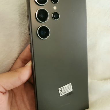 Teléfono Samsung Galaxy S24 Ultra exclusivo - 2/2