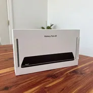 $200 usd Samsung Galaxy A11. 8/128GB. 8.7". Sellada en caja. 53226526 - Img 56145042