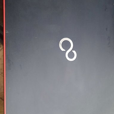 Laptop Fujisut rota no funciona 5ta generacion sin disco duro ni memoria - Img 123639426