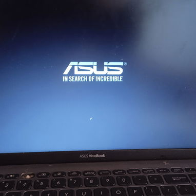 💻 Laptop ASUS VivoBook 15 - 2/4