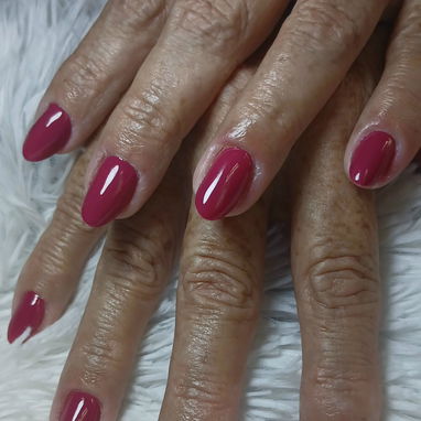 Manicura profesional en tecnicas de acrilico y gel - 2/3