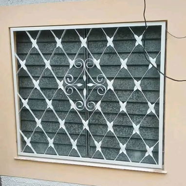 Se hacen trabajos de herrería, puertas, ventanas, portones, barandas. - Img 125600858