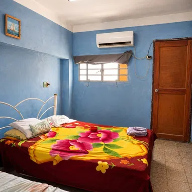 Se vende casa independiente en el Cerro - Img 127321408