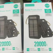 🔋 Power Bank Solar 20000mAh con 4 Cables Integrados - Img 55838620