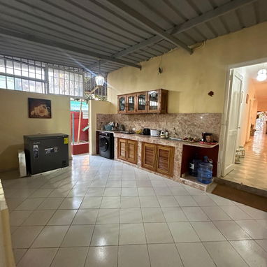 🏡🔥 CASA CAPITALISTA EN VENTA – RESIDENCIAL SEVILLANO, 10 DE OCTUBRE - 6/10