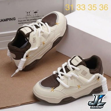 Zapatos para niños y adultos - 9/10