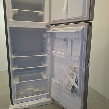REFRIGERADOR HISENSE 7.3 PIES - Img 121668540