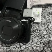 Vendo cámara digital Nikon Mirrorless - Img 49343114