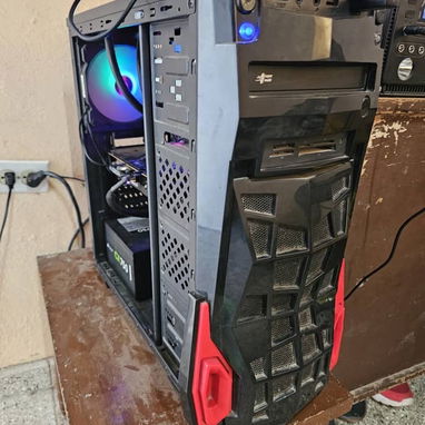 Torre Gamer - 2/3