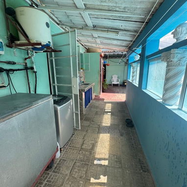 VENTA DE CASA CON DOS NEGOCIOS GANGA‼️ - 9/10