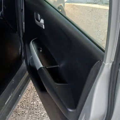 Vendo o negoceo kia picanto del 2017 carrito bueno - Img 94063699