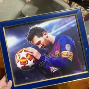 Venta de foto firmada por Messi - Img 56009949
