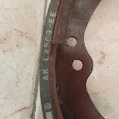 Se vende bandas de freno de Toyota originales - Img 121828184