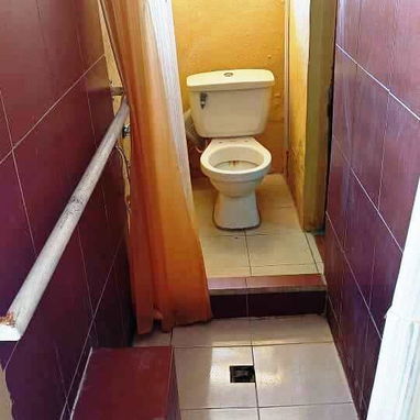 SE RENTA APTO DE 2 CUARTOS CONSTRUCCION CAPITALISTA MUY BUEN ESTADO Y BIEN UBICADO  330 USD AL MES. - Img 117635644