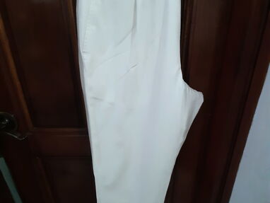 Pantalones de Vestir  Blancos y Carmelita claro de Hombres. - Img 53193749