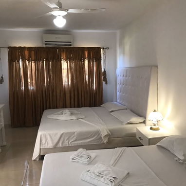 📱 Villa con Piscina y Ranchón en Siboney: Privacidad y Confort a tu Medida - Img 115379354