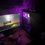 Vendo torre para jugar y trabajar - Img 53681813