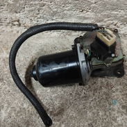 vendo un motor de limpia parabrisas de CLARIA - Img 55914847