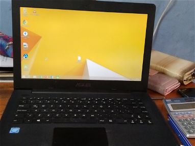 Laptop Asus con solo 3 meses de uso como nueva - Img 64652487