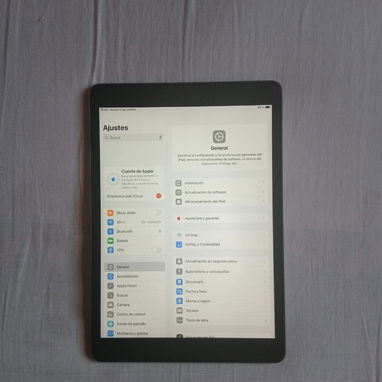 iPad 9na Generacion, libre de fábrica, 64gb y estética 10/10, prácticamente nuevo - 2/3