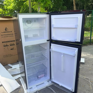 Refrigerador Marca LEMAX 10 pie - 2/3